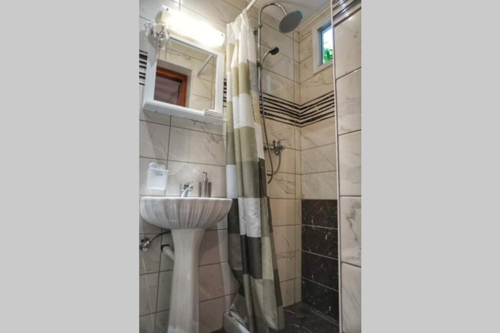 σπιτι αντωνησ γιαννα House Adonis Giana * Ano Pavliana